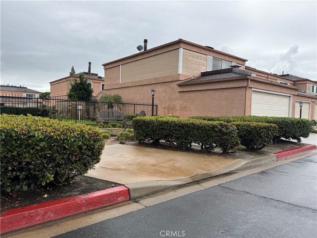 1153 N Dresden 16, Anaheim CA 92801 - photo 24