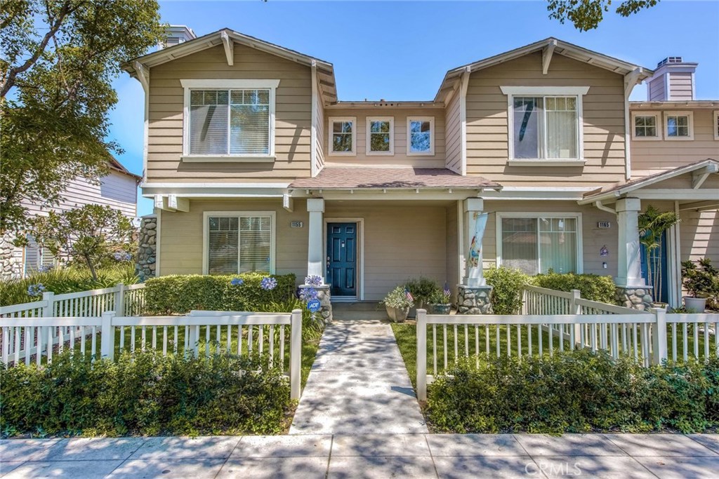 Wonderful Corner Unit - white picket fence front yard. - 1155 E Broadway, Anaheim CA 92805 - photo 1