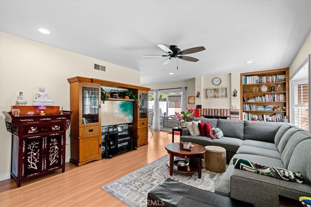 1174 N Dresden Street 37, Anaheim CA 92801 - photo 5