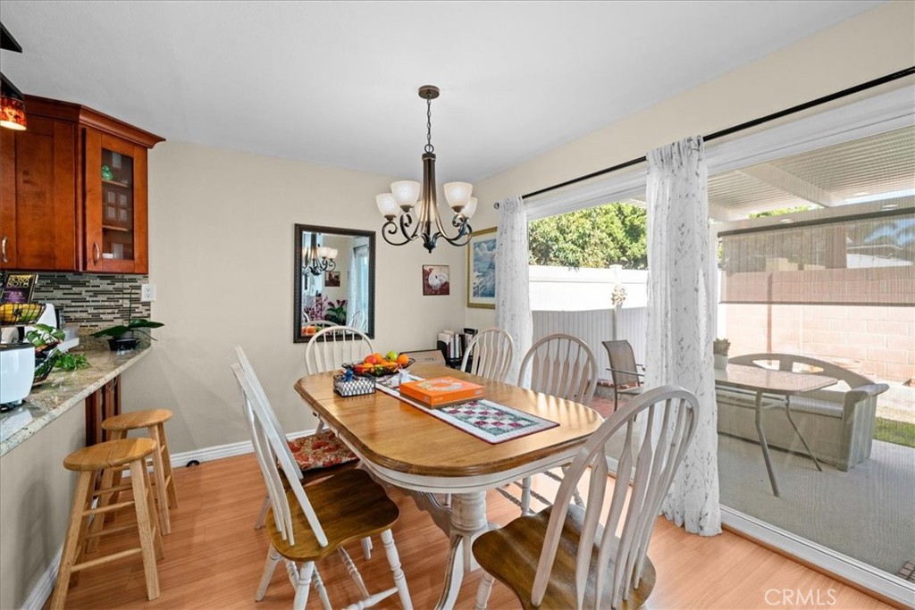Dining area - 1174 N Dresden Street 37, Anaheim CA 92801 - photo 7