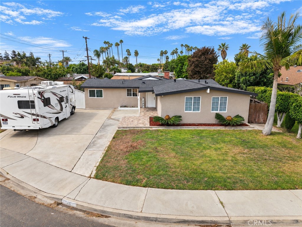 11961 Sandy, Anaheim CA 92804 - photo 2