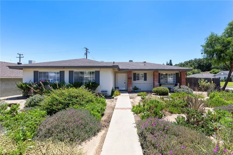 120 N Jerrilee, Anaheim, CA 92807