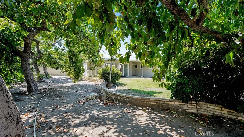 1226 W North, Anaheim, CA 92801
