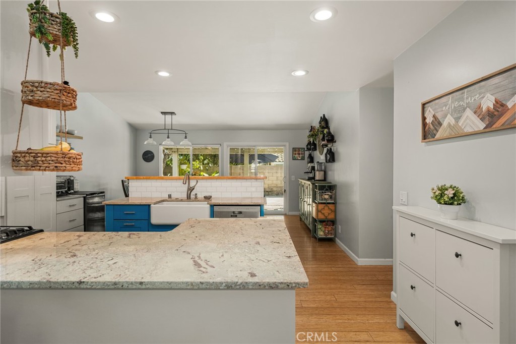 1231 N Dolores, Anaheim CA 92807 - photo 8
