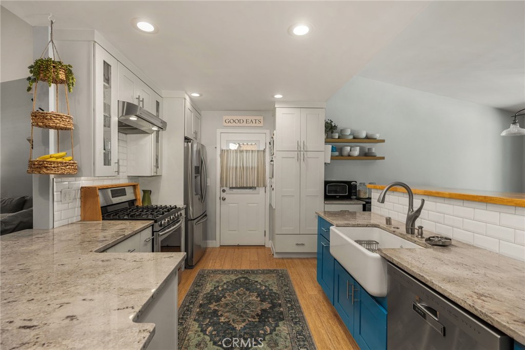 1231 N Dolores, Anaheim CA 92807 - photo 10