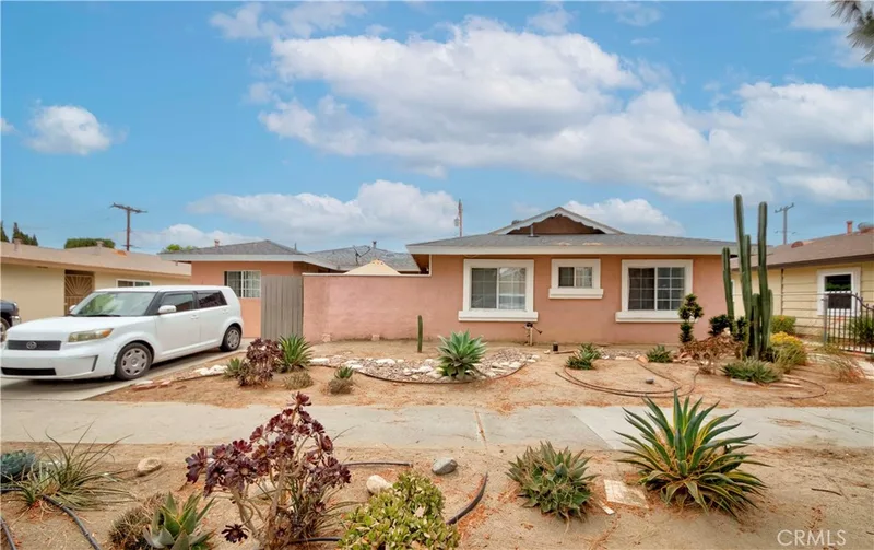 1236 N Dresden Place, Anaheim, CA 92801