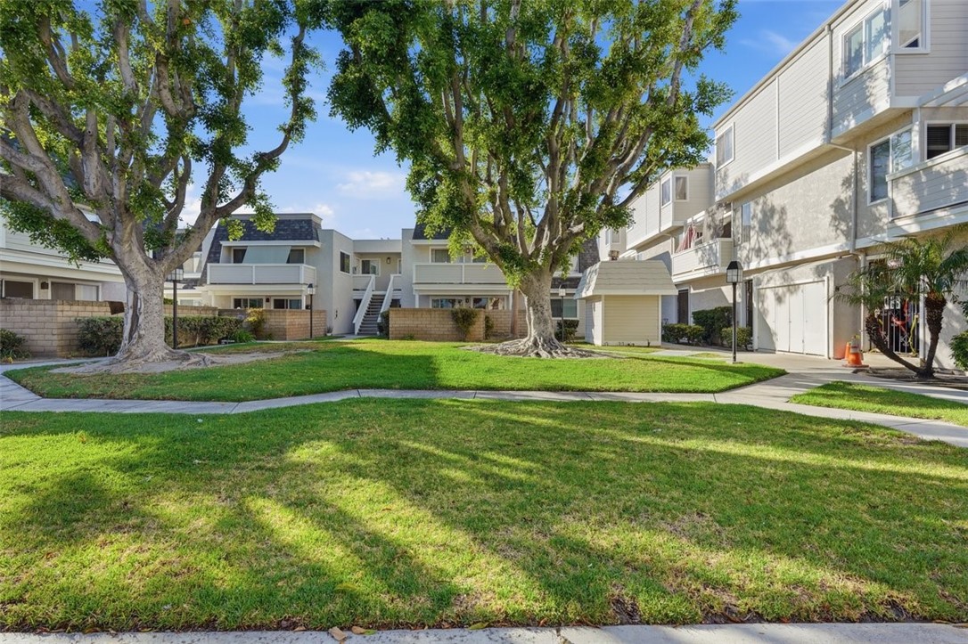 125 W South 218, Anaheim CA 92805 - photo 1