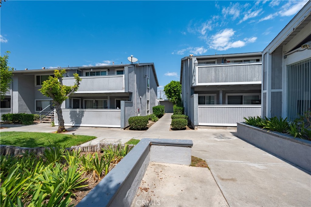 1250 S Brookhurst Street 2014, Anaheim CA 92804 - photo 1