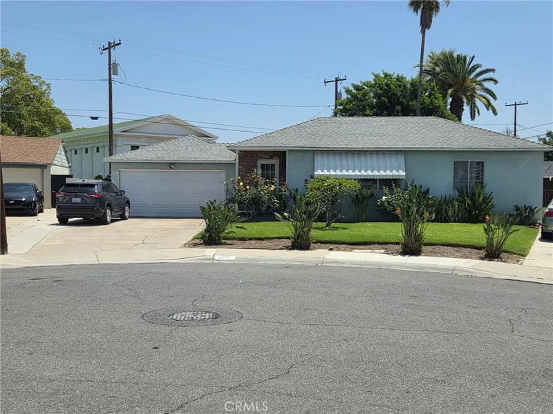 1276 E Flower Street, Anaheim
