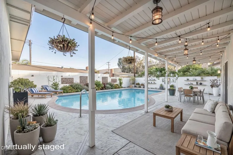 1313 N Crestlane Place, Anaheim