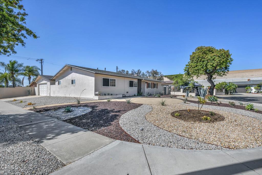 6-web-or-mls-1313-n-crestlane-pl - 1313 N Crestlane Place, Anaheim CA 92805 - photo 7