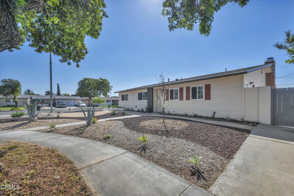 8-web-or-mls-1313-n-crestlane-pl - 1313 N Crestlane Place, Anaheim CA 92805 - photo 9