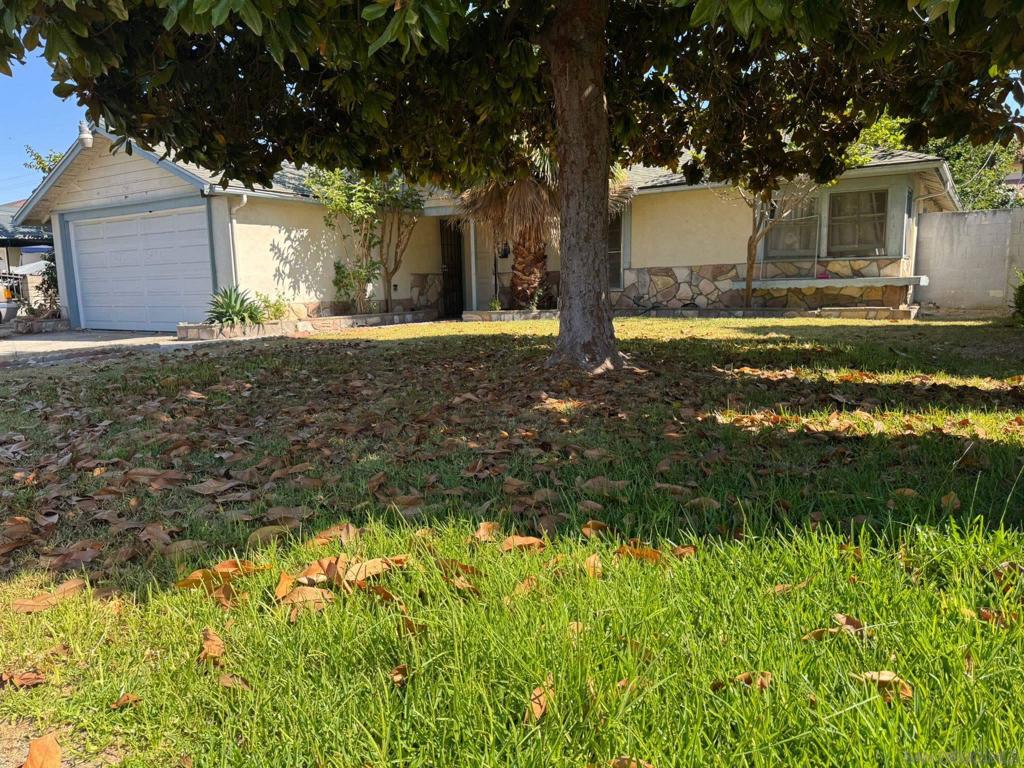 1316 W Beacon Ave, Anaheim CA 92802 - photo 1