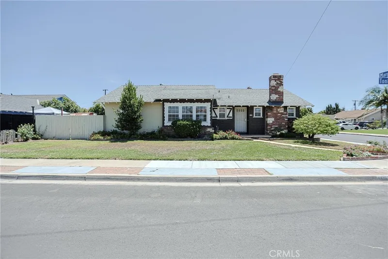 1316 W Tonia, Anaheim, CA 92802