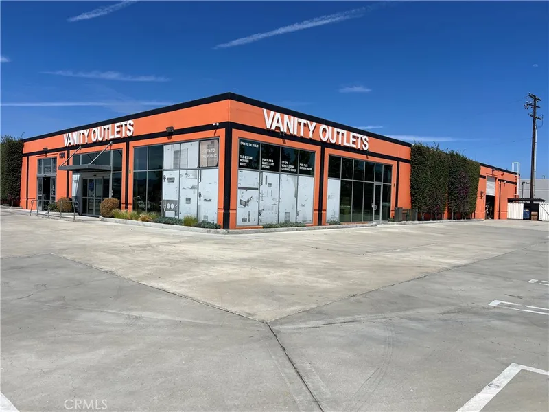 1330 S State College, Anaheim, CA 92806