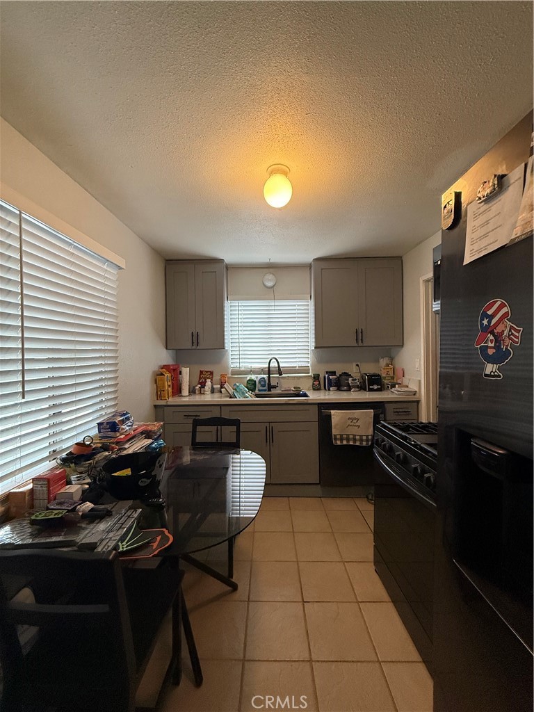 1336 1/2 S Knott, Anaheim CA 92804 - photo 4
