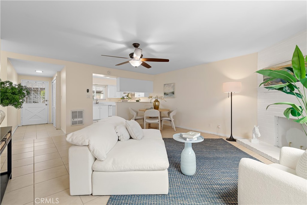 134 S Magnolia 19B, Anaheim CA 92804 - photo 8