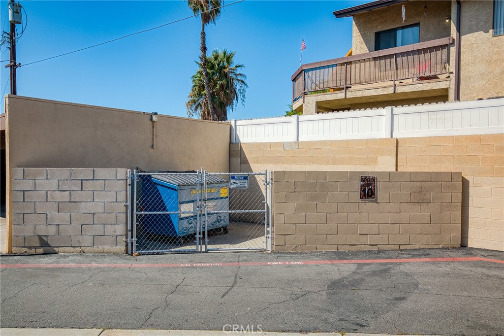 134 S Magnolia 19B, Anaheim CA 92804 - photo 38