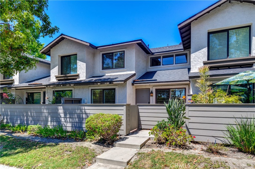 Front view - 1352 N Mako, Anaheim CA 92801 - photo 1