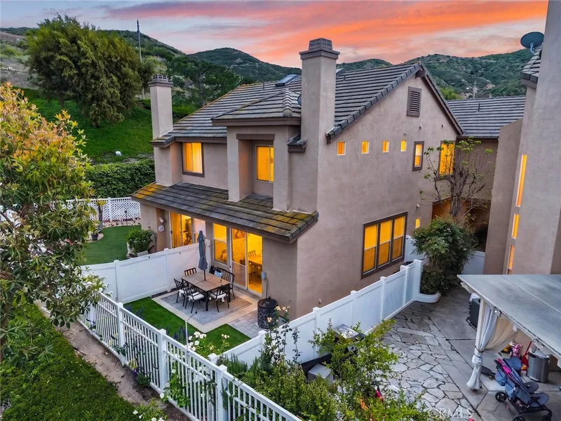 1366 S Country Glen Way, Anaheim