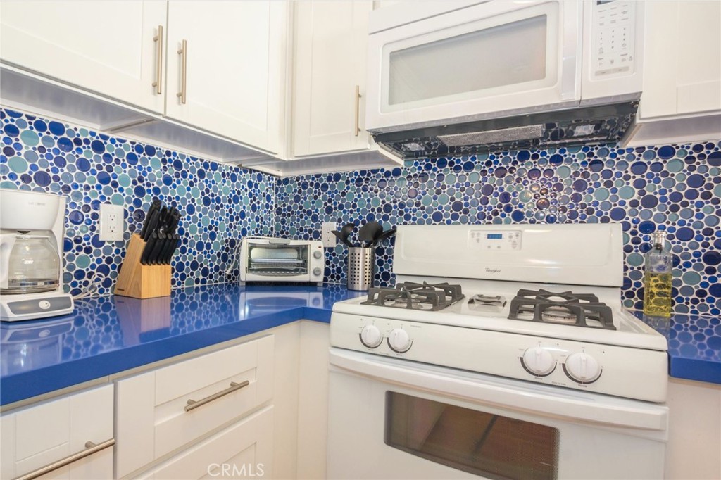 1381 S Walnut Street 2003, Anaheim CA 92802 - photo 1
