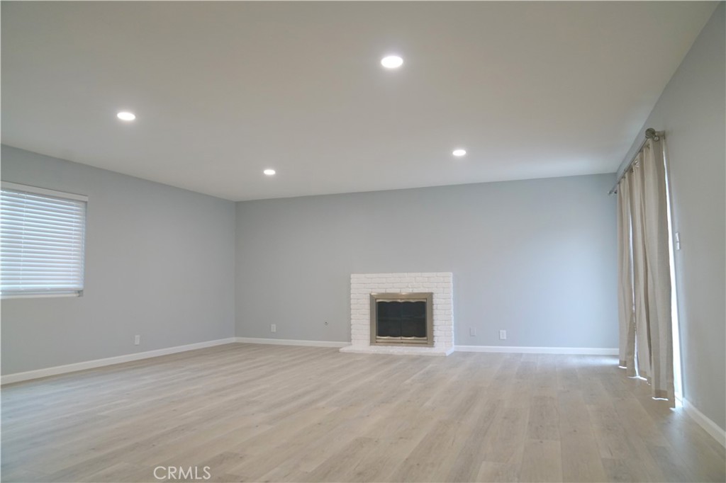 Family Room - 140 S Topanga, Anaheim CA 92804 - photo 10