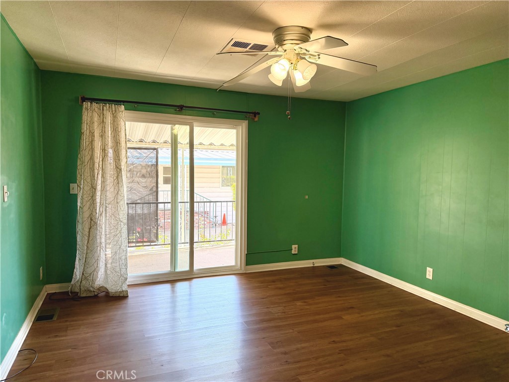 Family Room off kitchen - 1400 S Sunkist 31, Anaheim CA 92806 - photo 4
