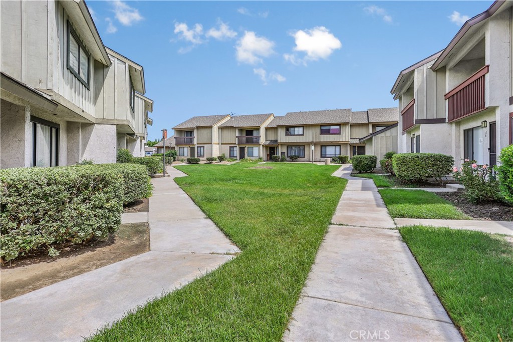 1401 W Cerritos 64, Anaheim CA 92802 - photo 3