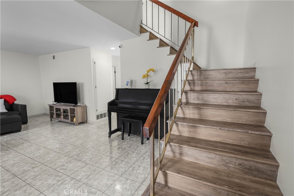 1401 W Cerritos 64, Anaheim CA 92802 - photo 9