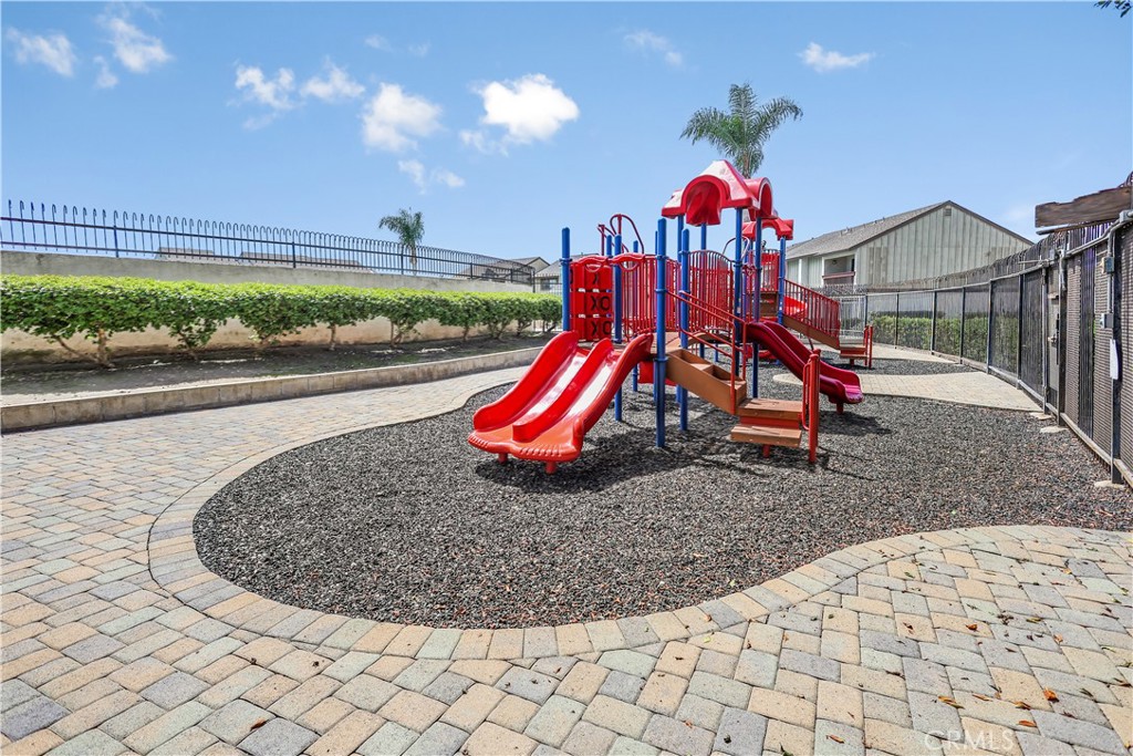 1401 W Cerritos 64, Anaheim CA 92802 - photo 22