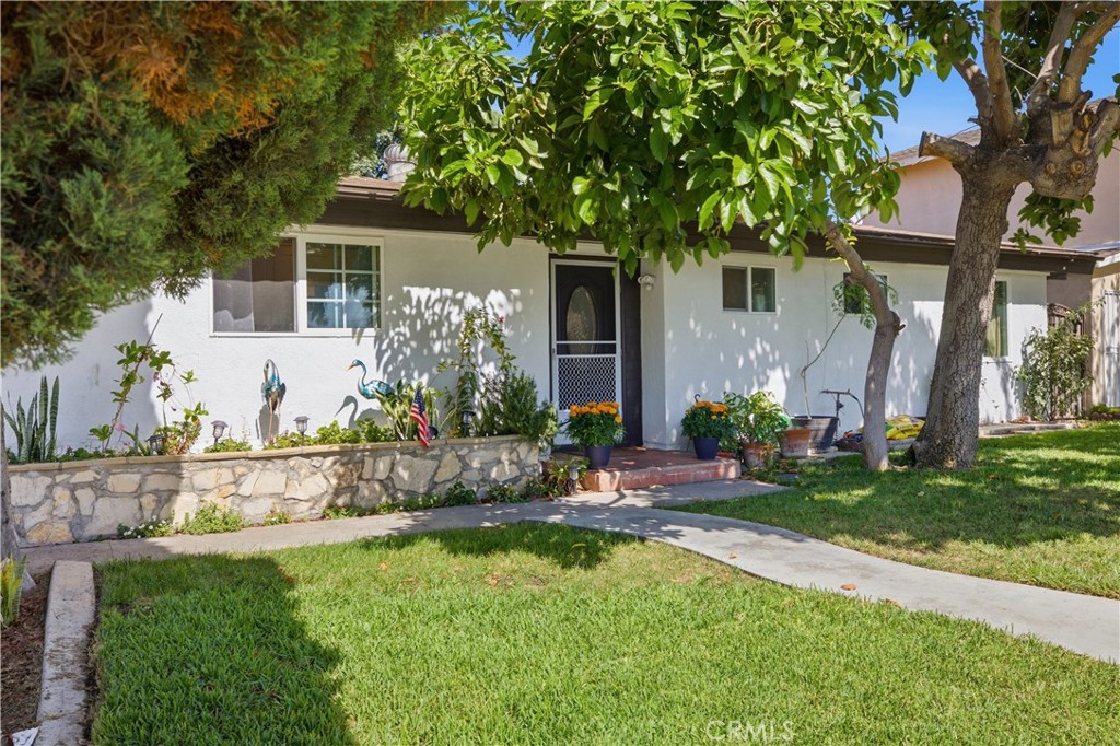 1407 W Colonial Avenue, Anaheim CA 92802 - photo 2