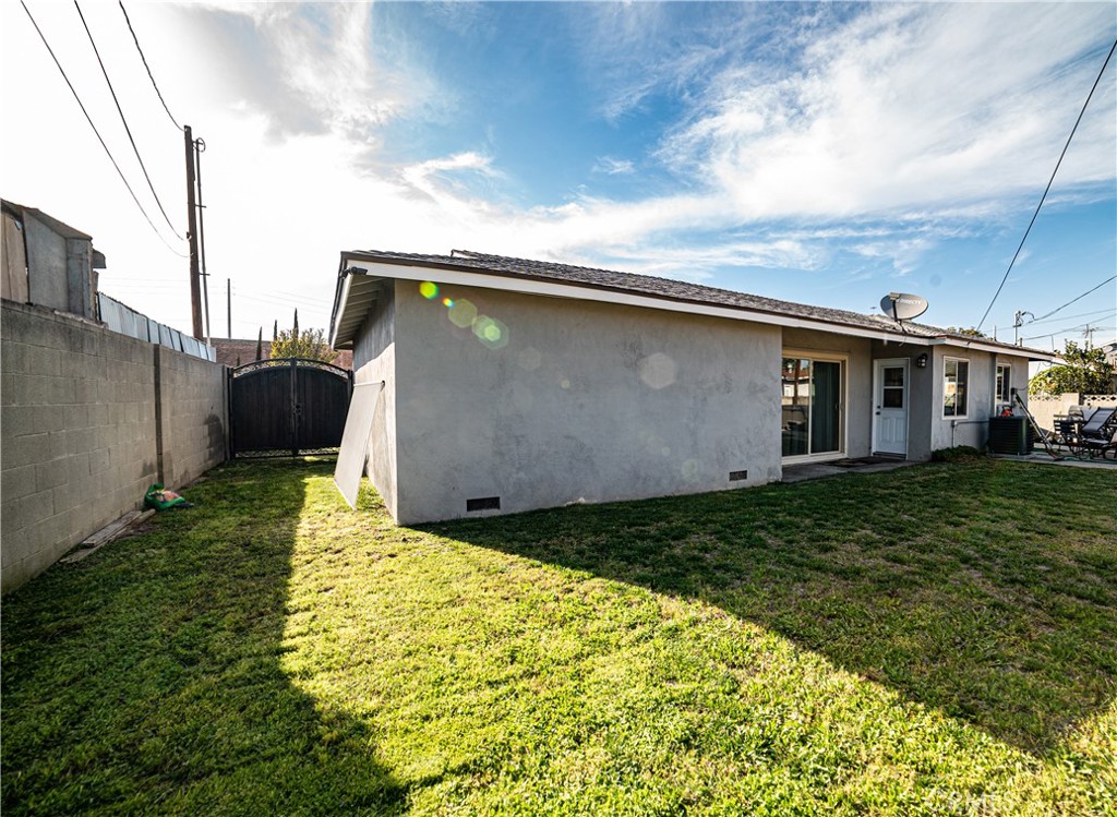 1408 N Buckingham Street, Anaheim CA 92801 - photo 6