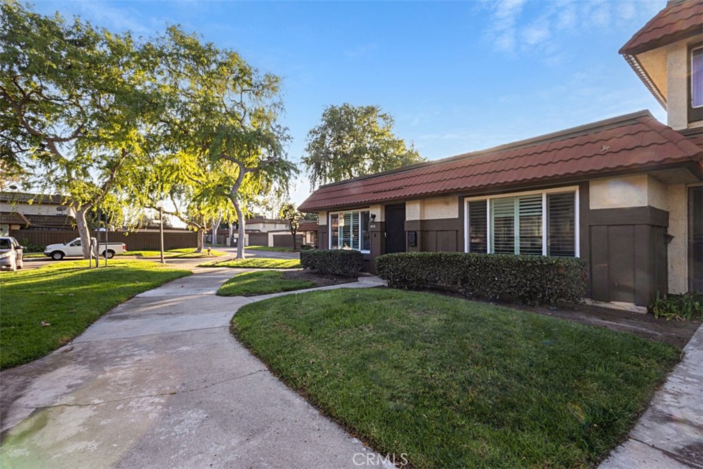 1415 N Greenhaven, Anaheim CA 92801 - photo 1