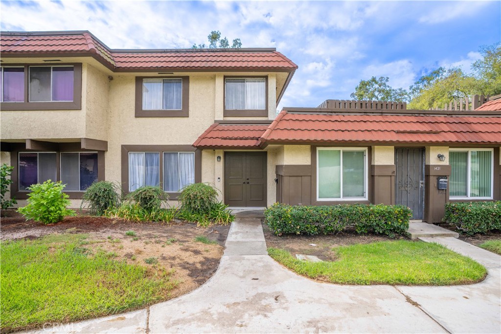 1419 N Greenhaven, Anaheim CA 92801 - photo 4