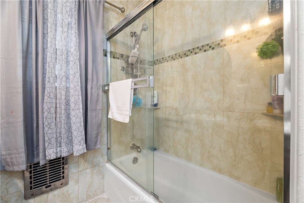 1450 W Wedgewood, Anaheim CA 92801 - photo 17