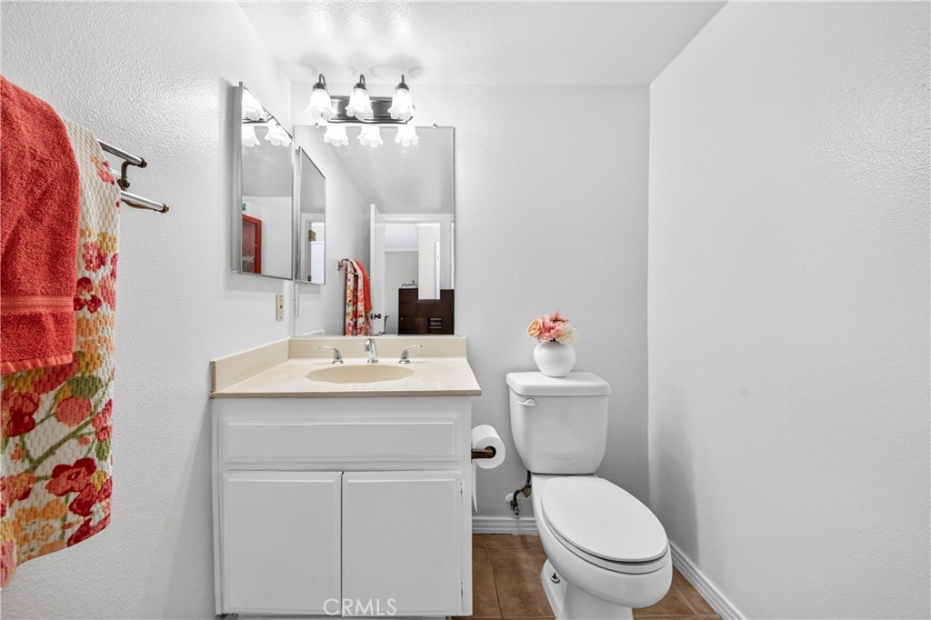 1455 W Cerritos Avenue 32, Anaheim CA 92802 - photo 13