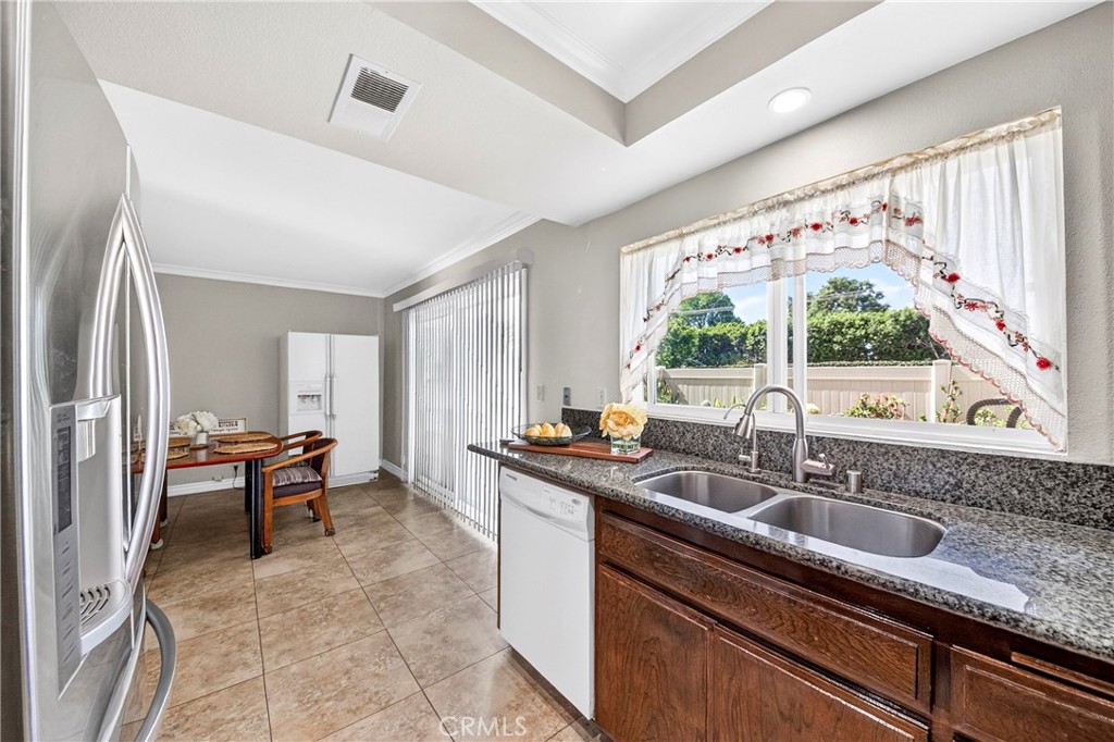 1455 W Cerritos Avenue 32, Anaheim CA 92802 - photo 17