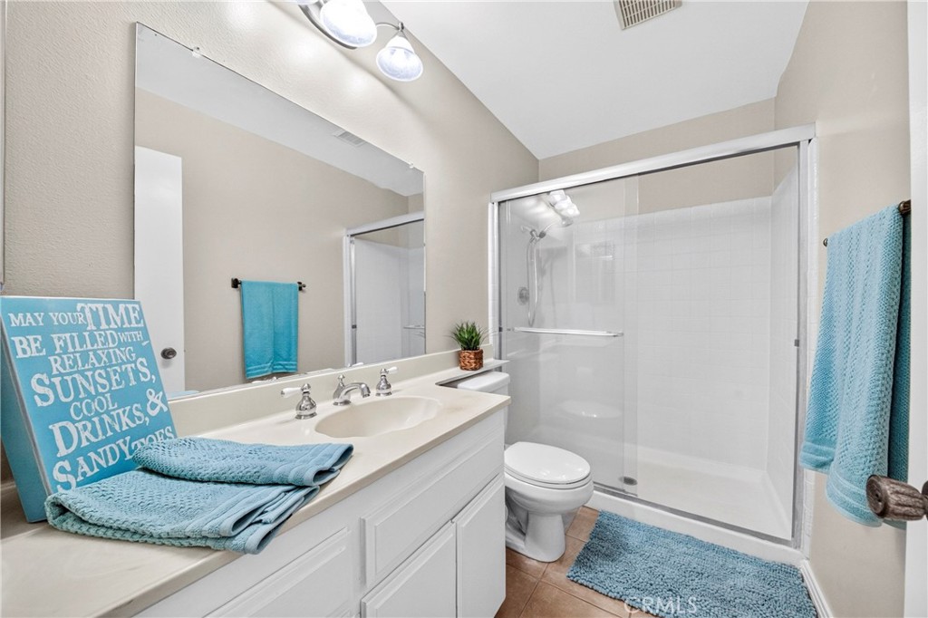Upstairs Master bathroom - 1455 W Cerritos Avenue 32, Anaheim CA 92802 - photo 25