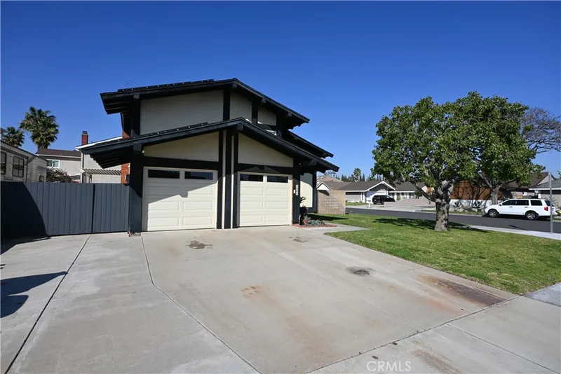 1501 W Alexis Avenue, Anaheim, CA 92802