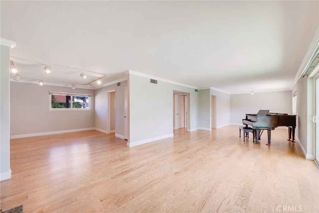 1524 W Flippen Court, Anaheim CA 92802 - photo 7