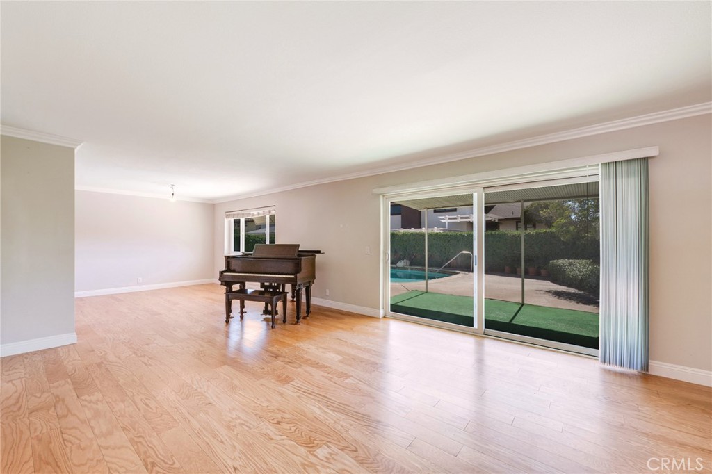 1524 W Flippen Court, Anaheim CA 92802 - photo 8