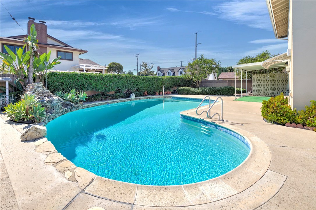 1524 W Flippen Court, Anaheim CA 92802 - photo 32