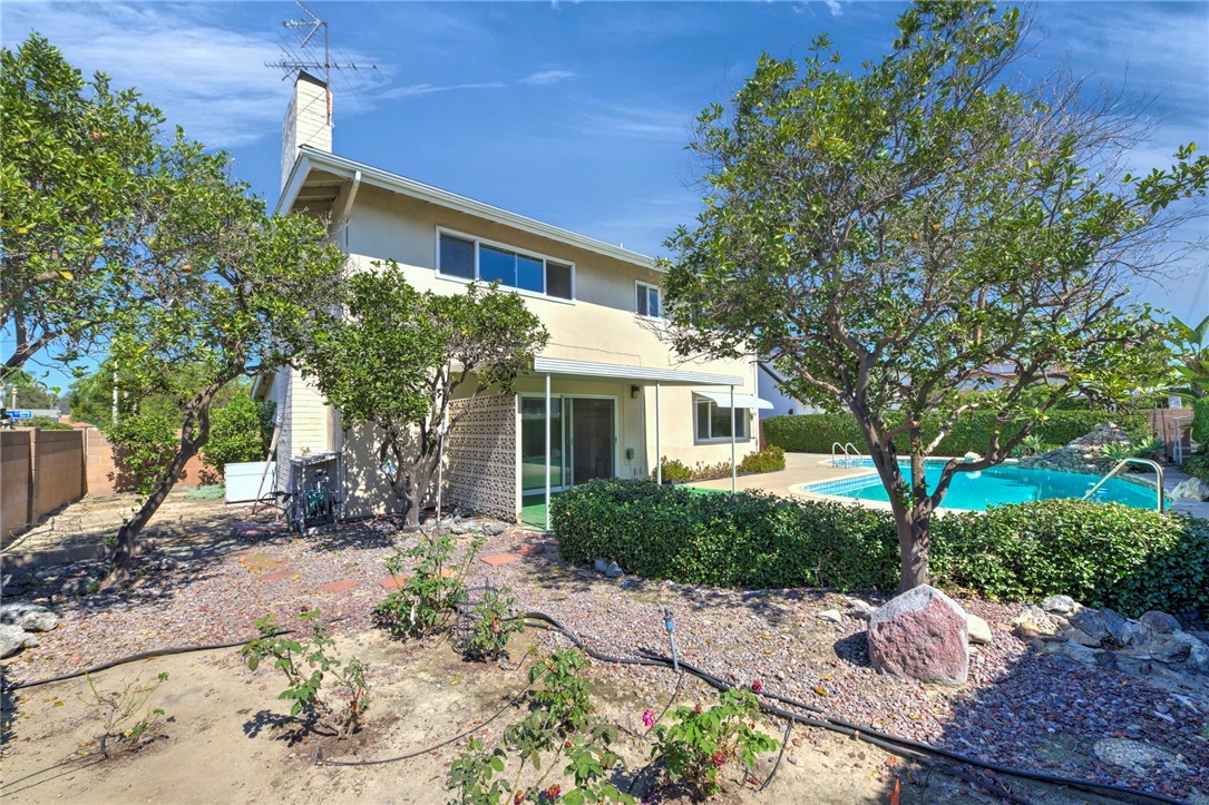 1524 W Flippen Court, Anaheim CA 92802 - photo 33