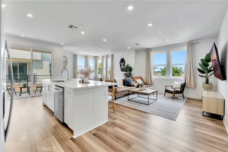 1531 W Bushell, Anaheim, CA 92805