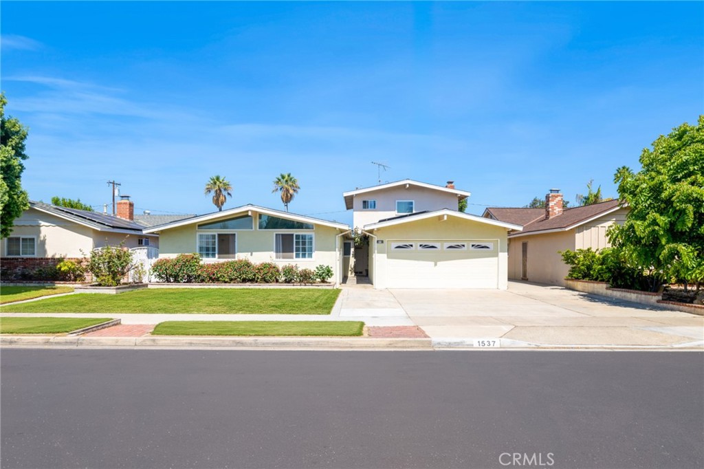 1537 W Edithia, Anaheim CA 92802 - photo 1