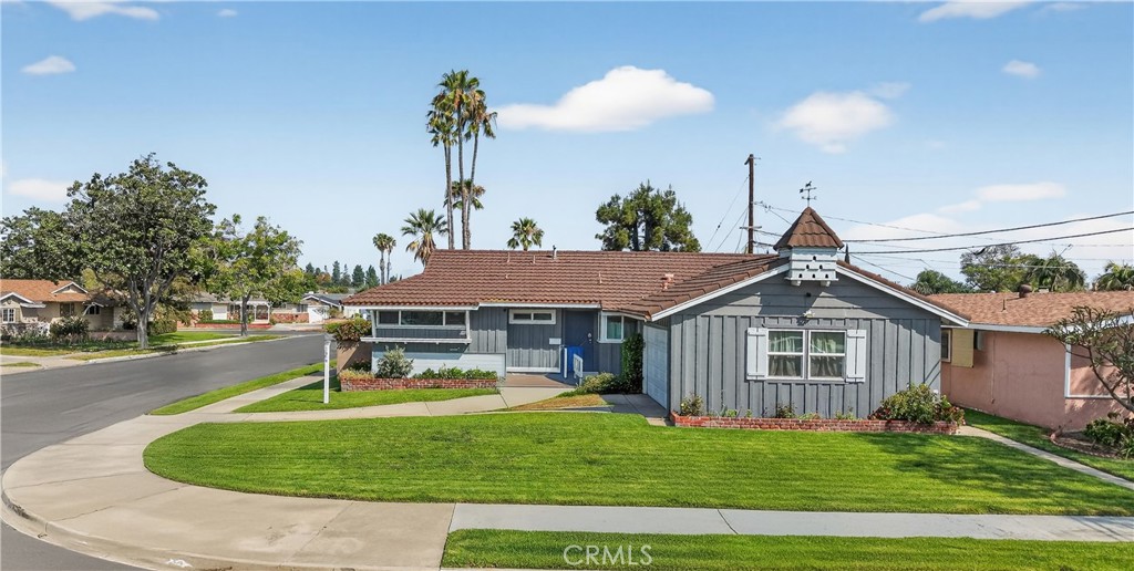 Beautifully maintained and recently remodeled pool home with an extra large lot. - 1575 W Edithia, Anaheim CA 92802 - photo 1