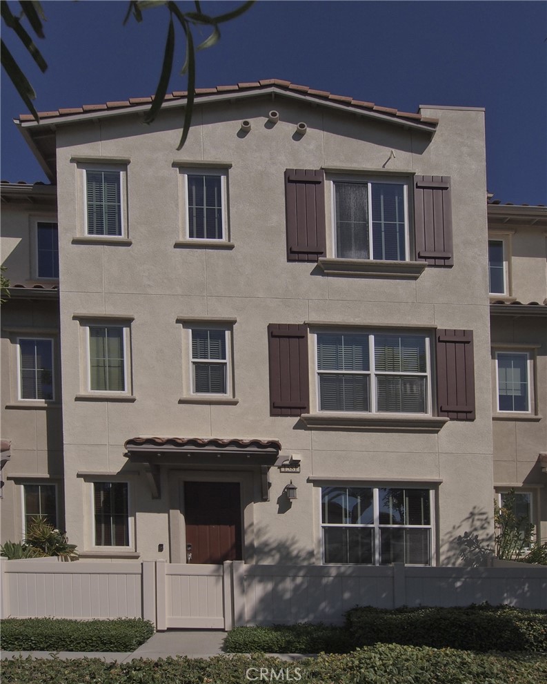 1581 E Lincoln, Anaheim CA 92805 - photo 1