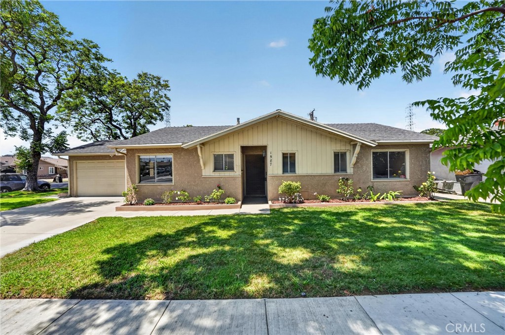 Welcome to 1587 West Kimberly Avenue in Anaheim - 1587 W Kimberly Avenue, Anaheim CA 92802 - photo 1