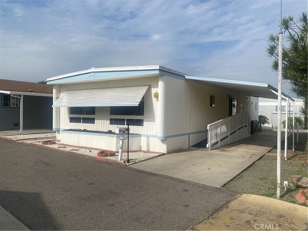16 Palm Via, Anaheim CA 92801 - photo 1