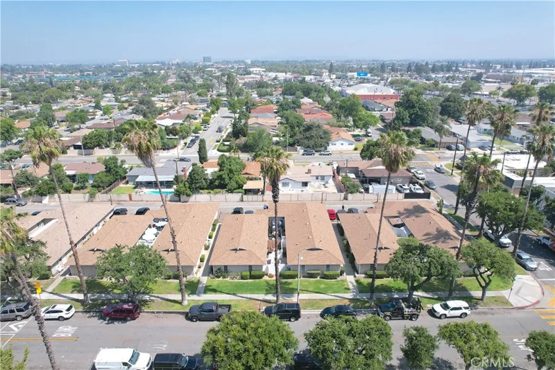 161 167 175 W Guinida Lane, Anaheim